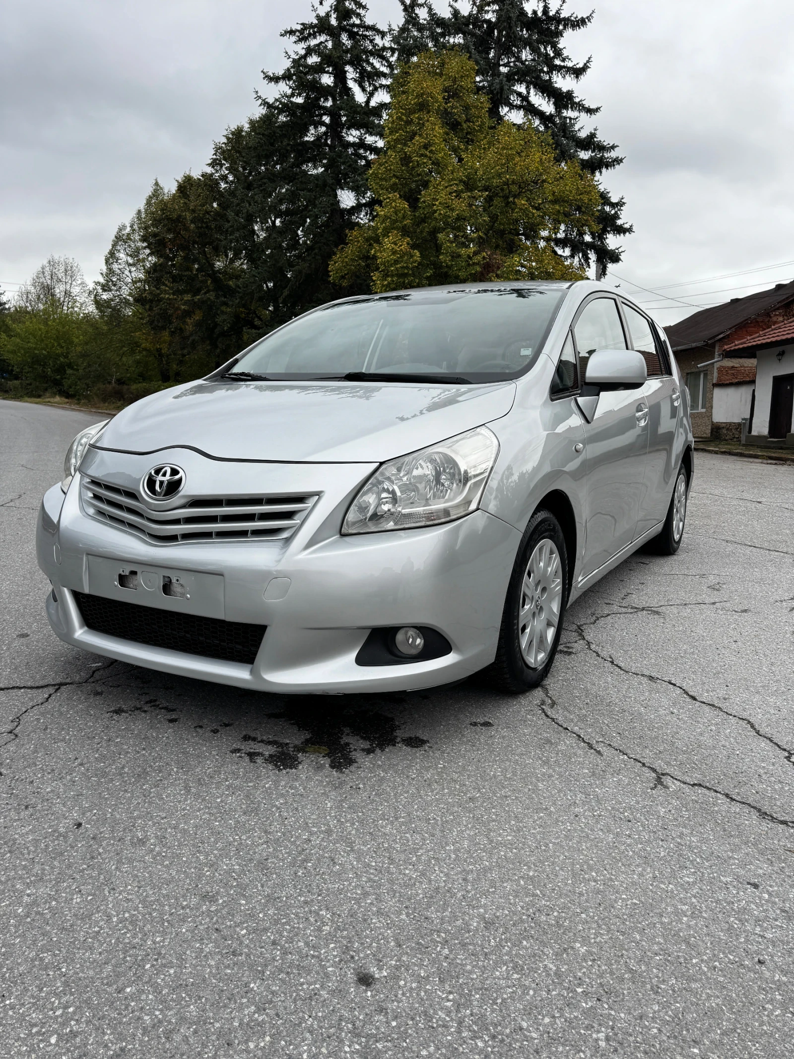 Toyota Corolla verso 2.0 D4D - изображение 7