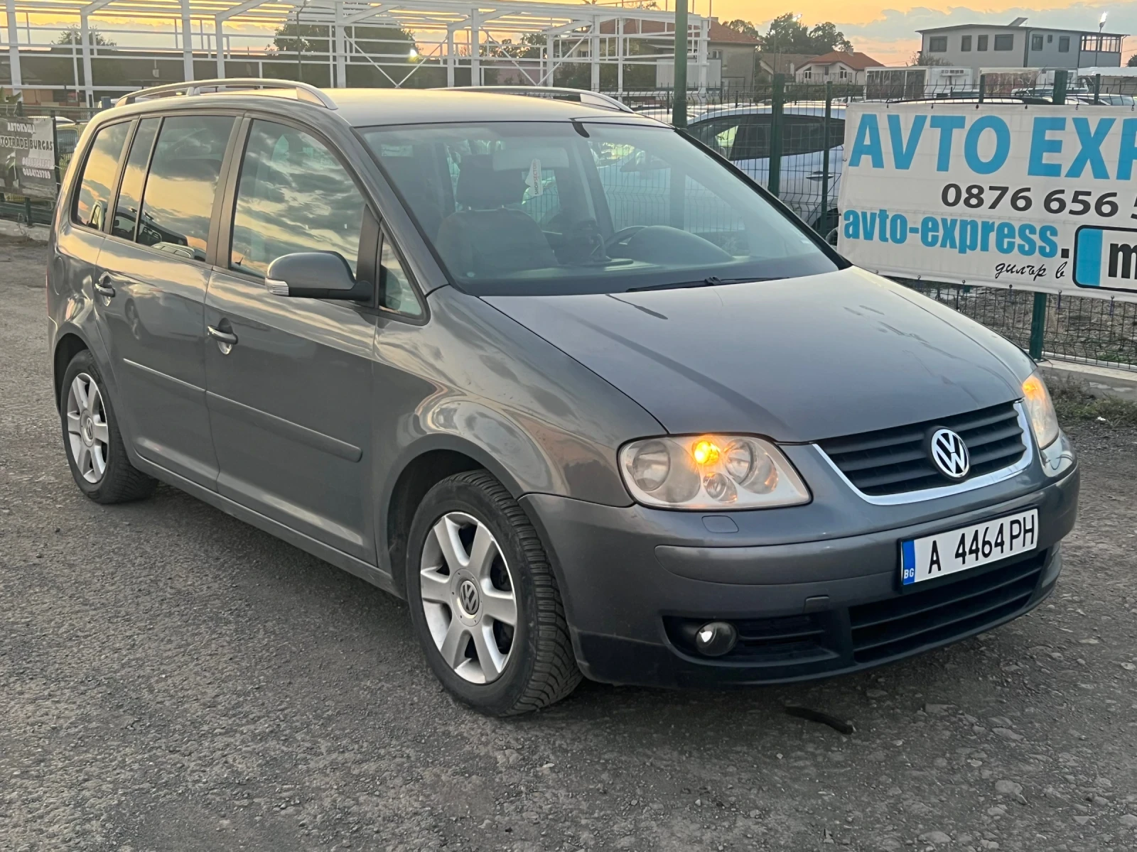 VW Touran 2.0TDI | Mobile.bg � ����������� 1