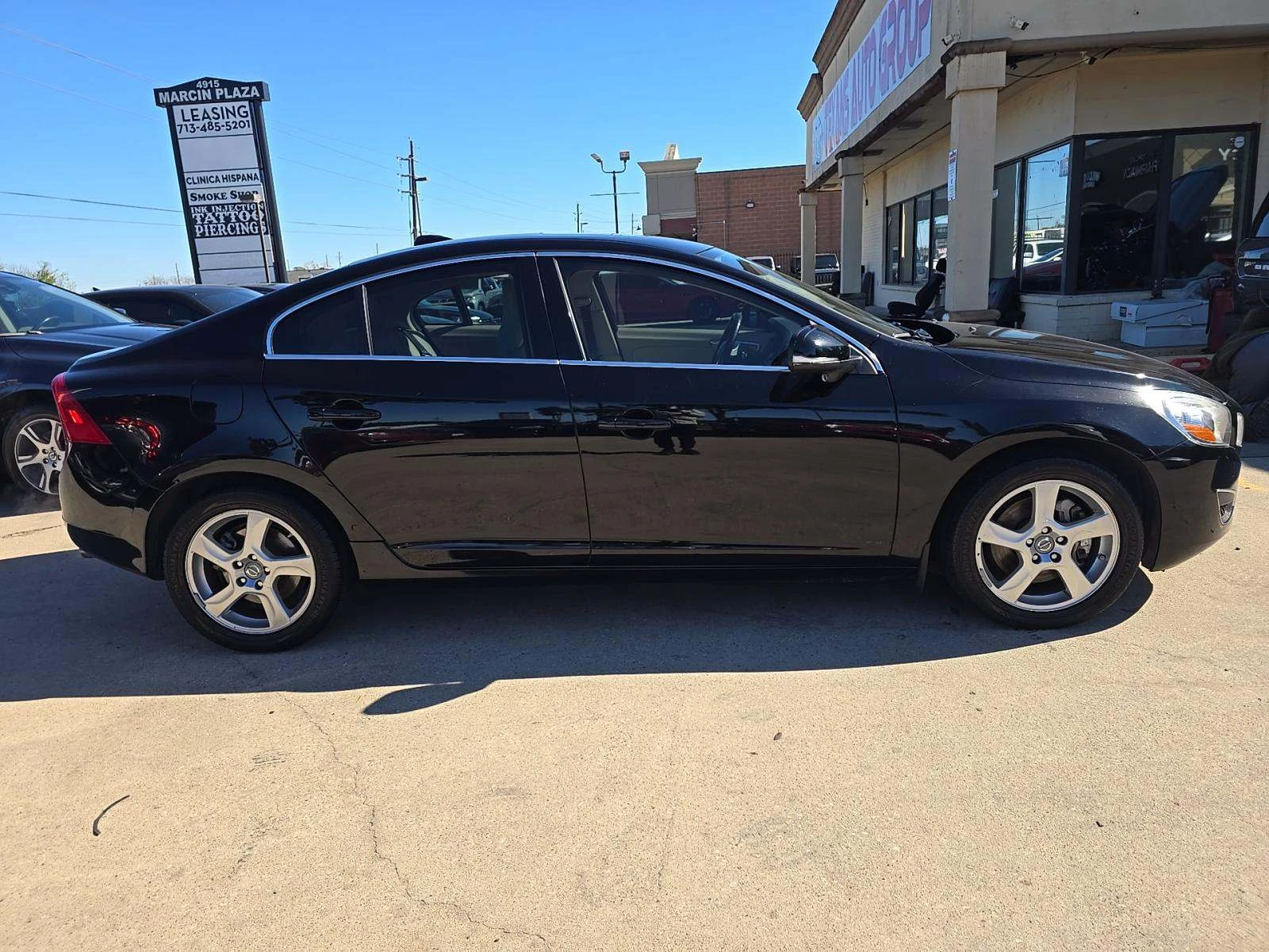 Volvo S60 T5 - изображение 4