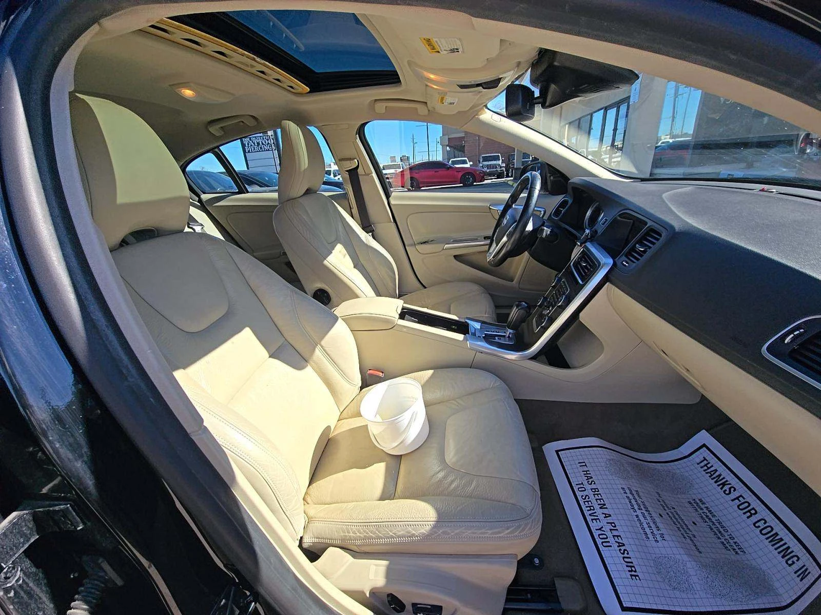 Volvo S60 T5 - изображение 8