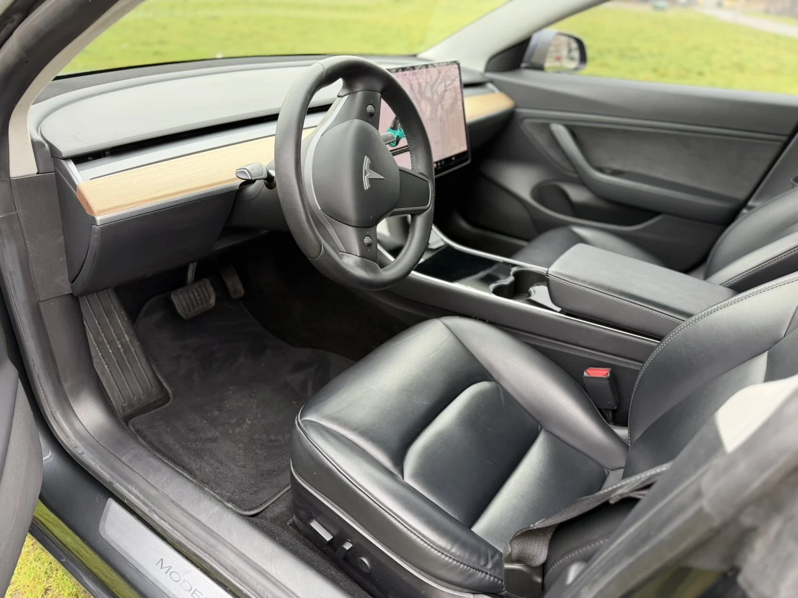 Tesla Model 3, снимка 7 - Автомобили и джипове - 54146290