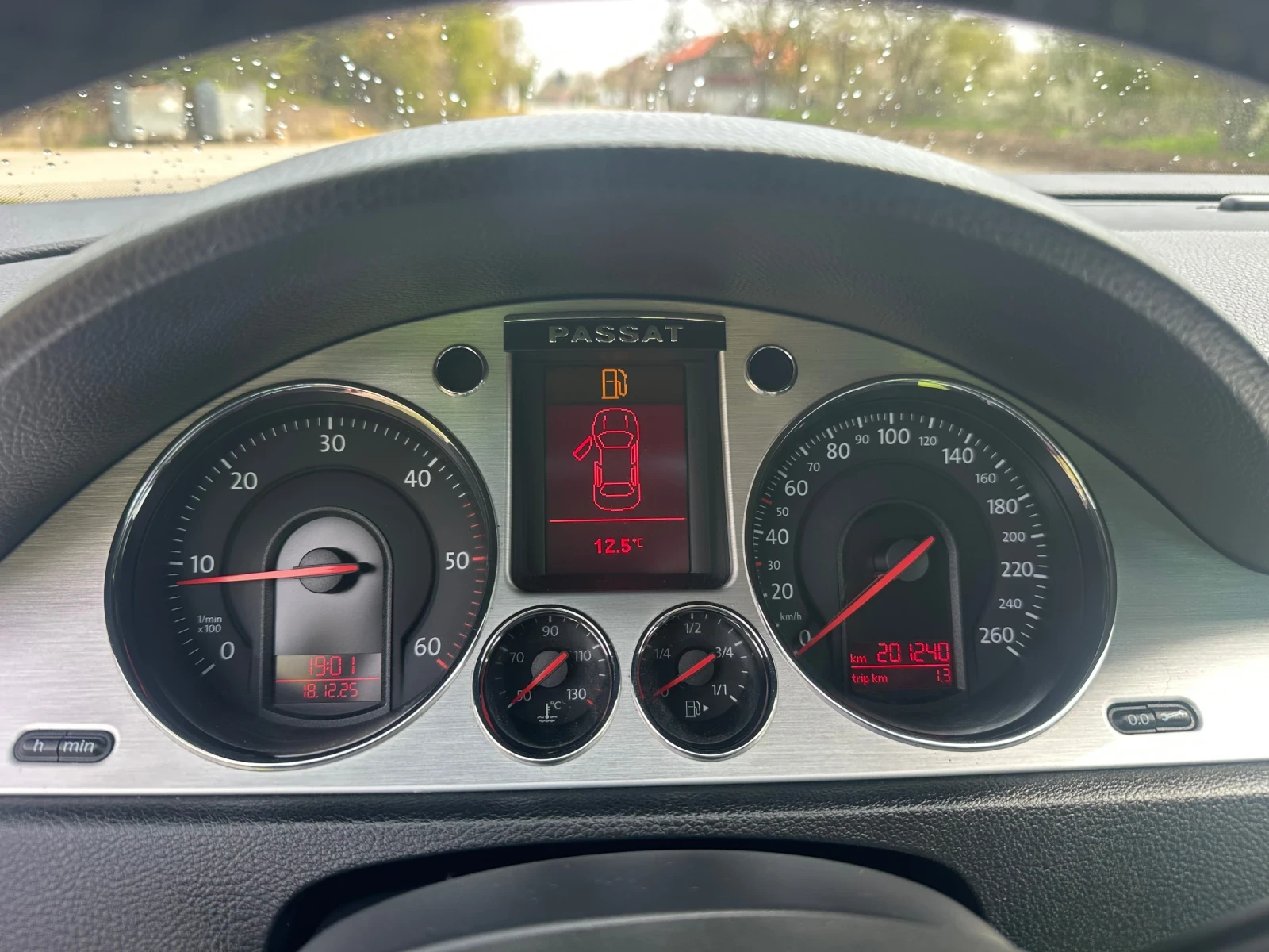 VW Passat 2.0TDI 140ks , снимка 15 - Автомобили и джипове - 54178841