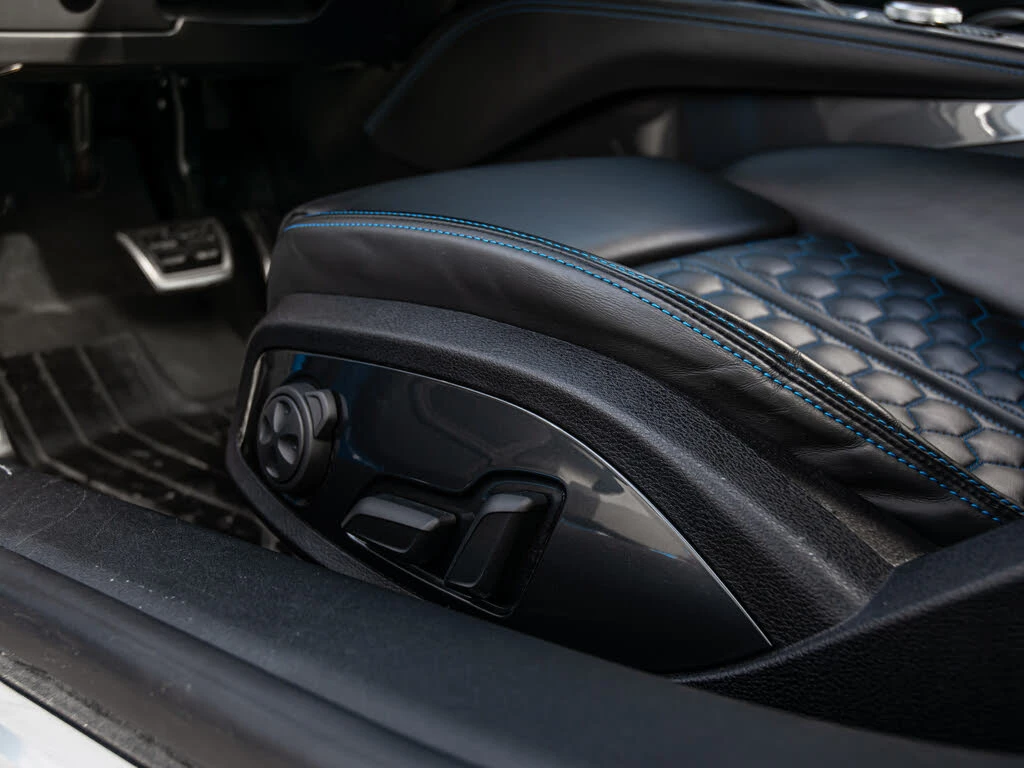 Audi Tt  RS 2.5T quattro AWD, снимка 11 - Автомобили и джипове - 54260543