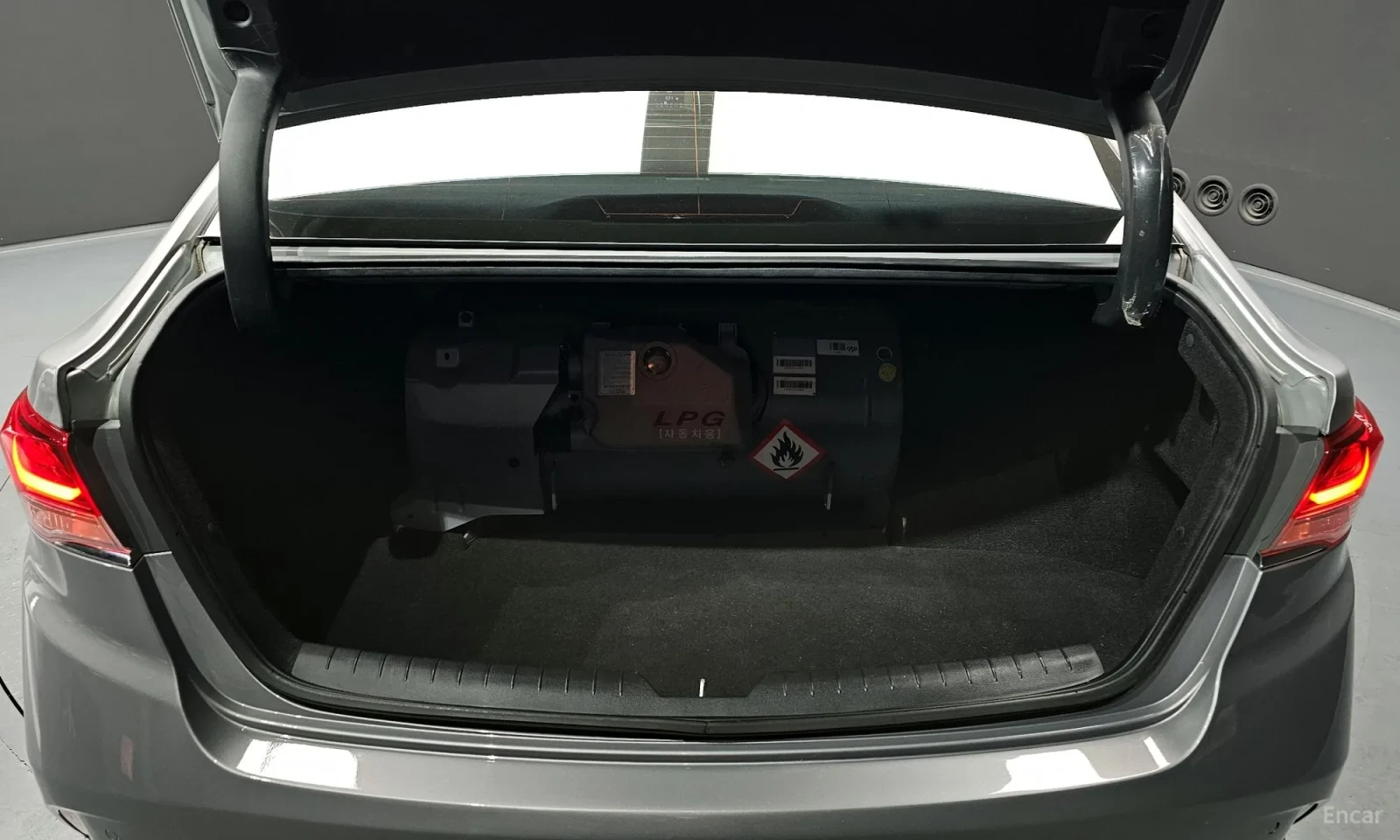 Hyundai Sonata LPI Premium, снимка 15 - Автомобили и джипове - 54365756