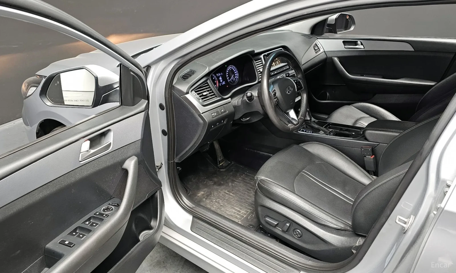 Hyundai Sonata LPI Premium, снимка 5 - Автомобили и джипове - 54365756