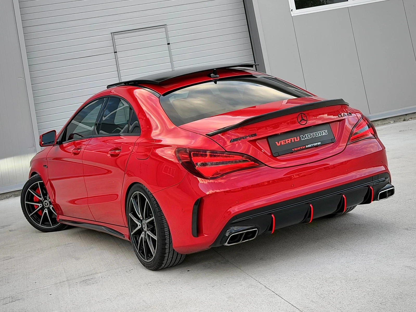 Mercedes-Benz CLA 45 AMG FACELIFT / PANORAMA / KEYLESS GO / SPORT+ / CAMERA, снимка 5 - Автомобили и джипове - 54645921