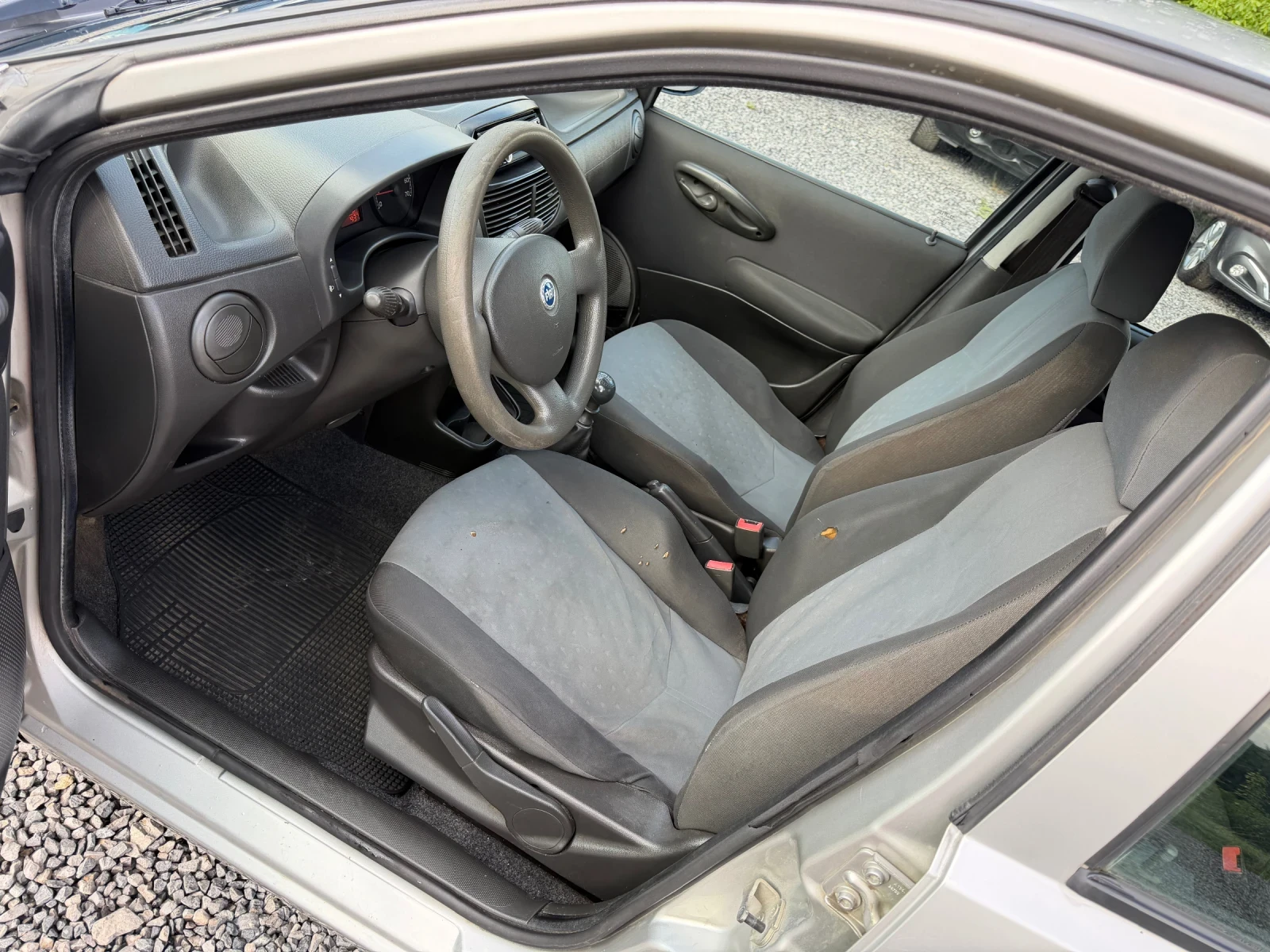 Fiat Punto 1.2 Бензин, Facelift, 60Hp, 5 врати, снимка 9 - Автомобили и джипове - 54753793