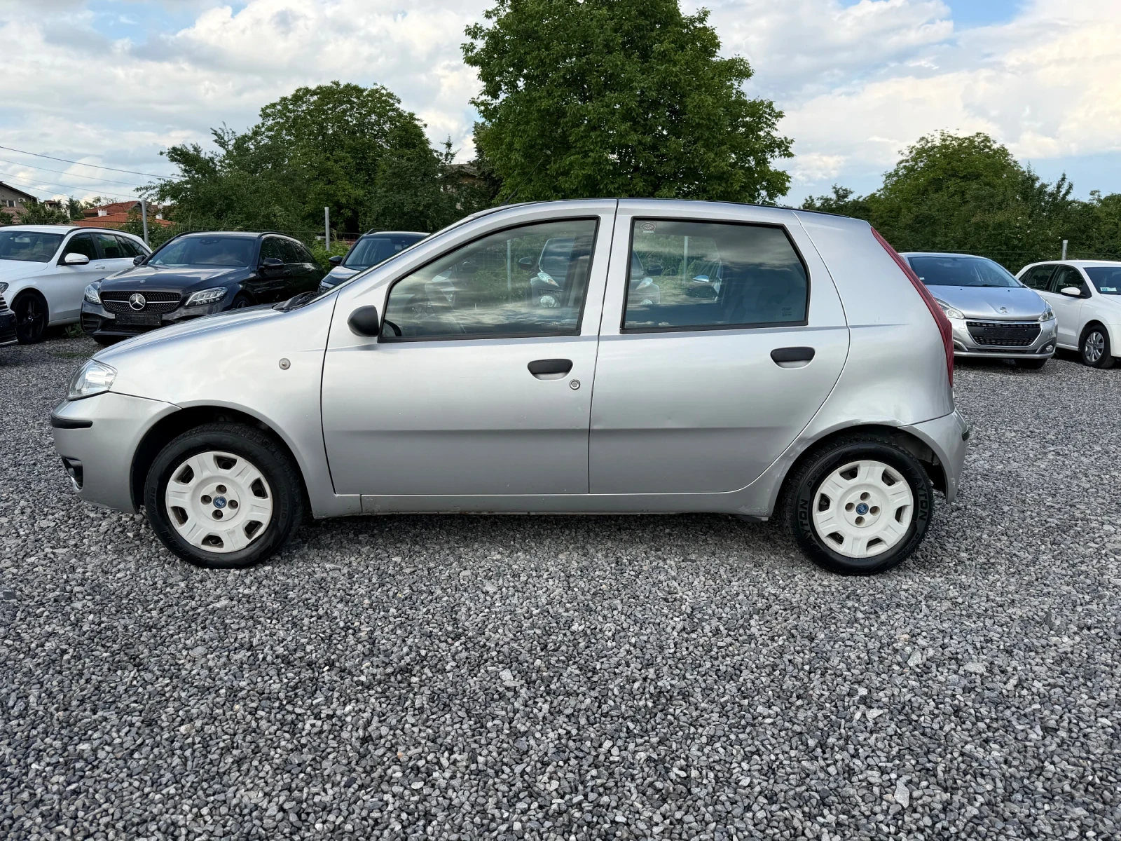 Fiat Punto 1.2 Бензин, Facelift, 60Hp, 5 врати, снимка 5 - Автомобили и джипове - 54753793
