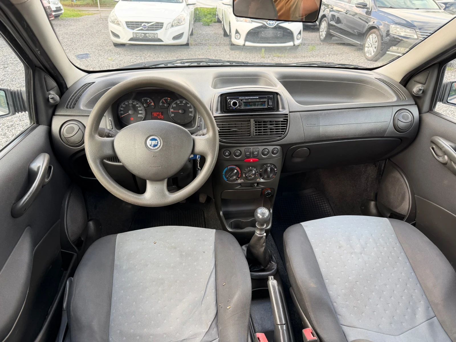 Fiat Punto 1.2 Бензин, Facelift, 60Hp, 5 врати, снимка 13 - Автомобили и джипове - 54753793