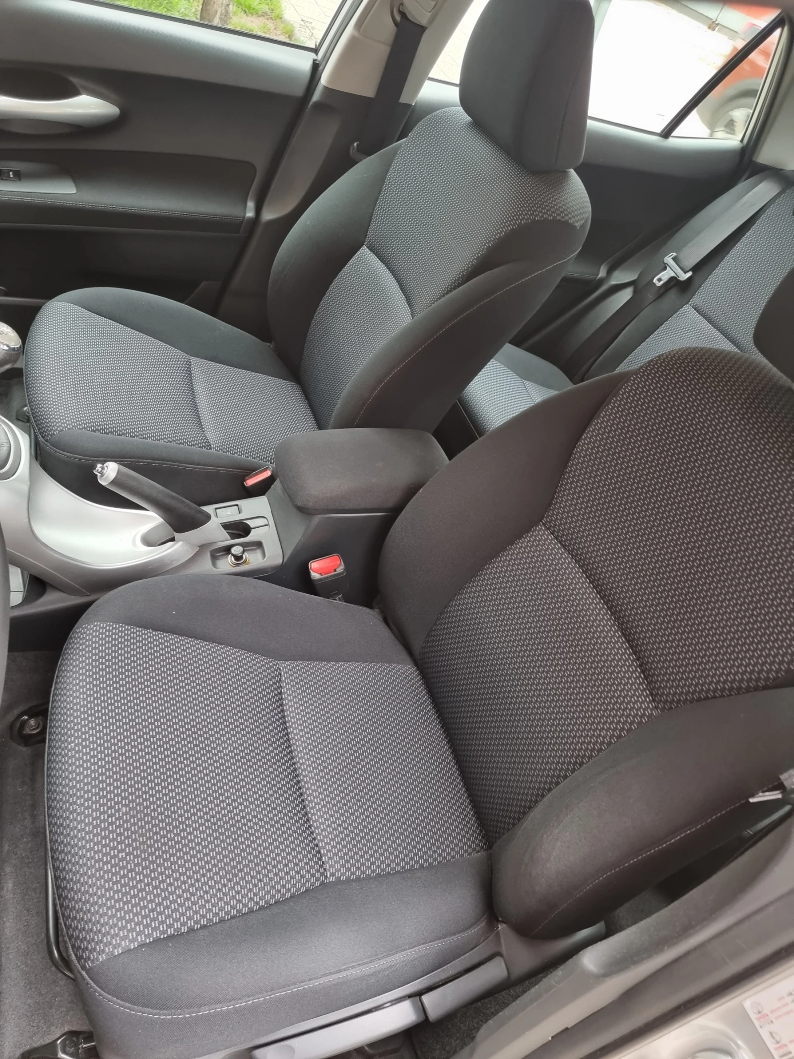 Toyota Auris * 1.6* 132PS*  | Mobile.bg � ����������� 10