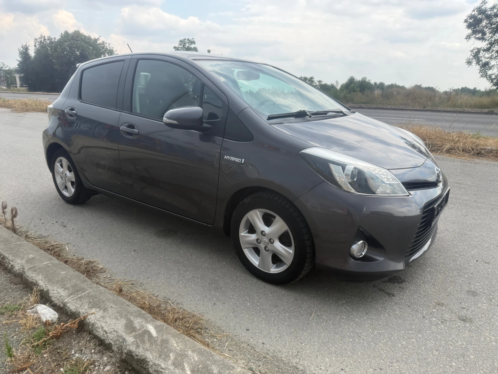 Toyota Yaris LINEA SOL ШВЕЙЦАРИЯ, снимка 4 - Автомобили и джипове - 55387974
