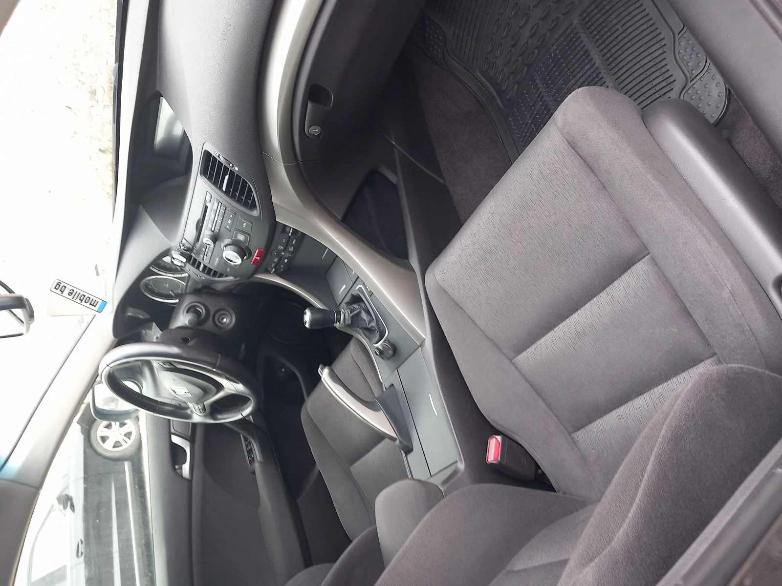 Honda Accord 2.2 hdi, снимка 16 - Автомобили и джипове - 55425322