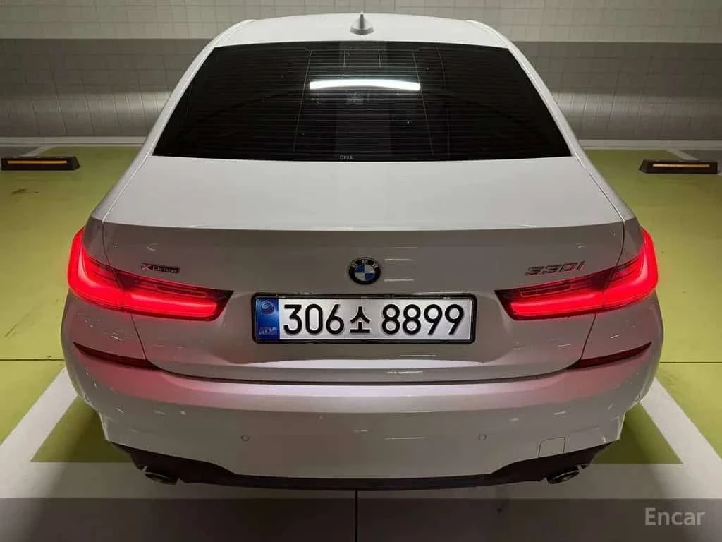 BMW 330 330i xDrive M Sport HUD H&K Sound, снимка 4 - Автомобили и джипове - 55431332