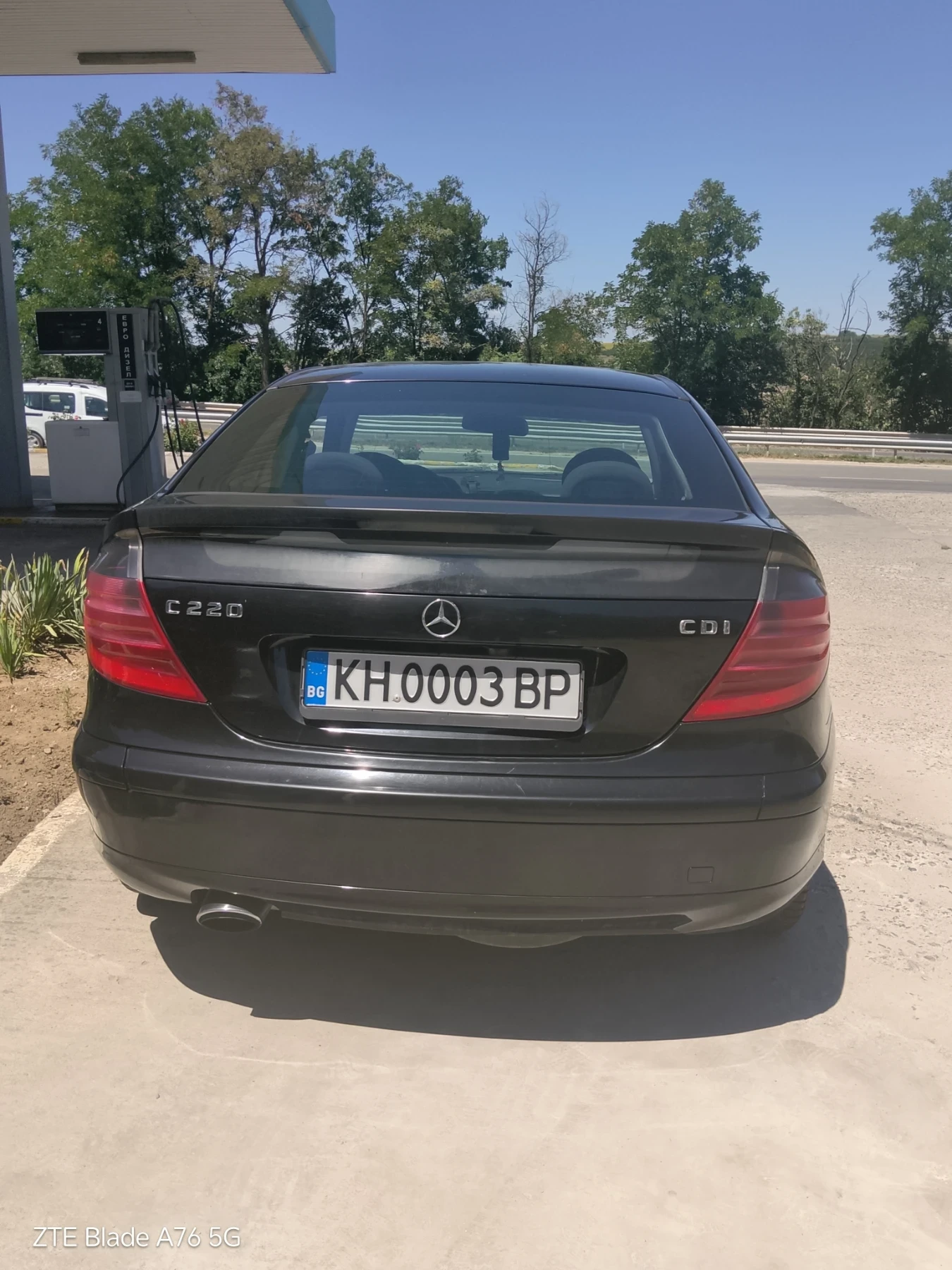 Mercedes-Benz 220, снимка 2 - Автомобили и джипове - 55541508