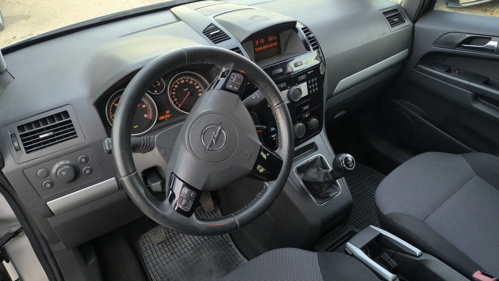 Opel Zafira 1.7d 6sk.7m., снимка 11 - Автомобили и джипове - 55742978