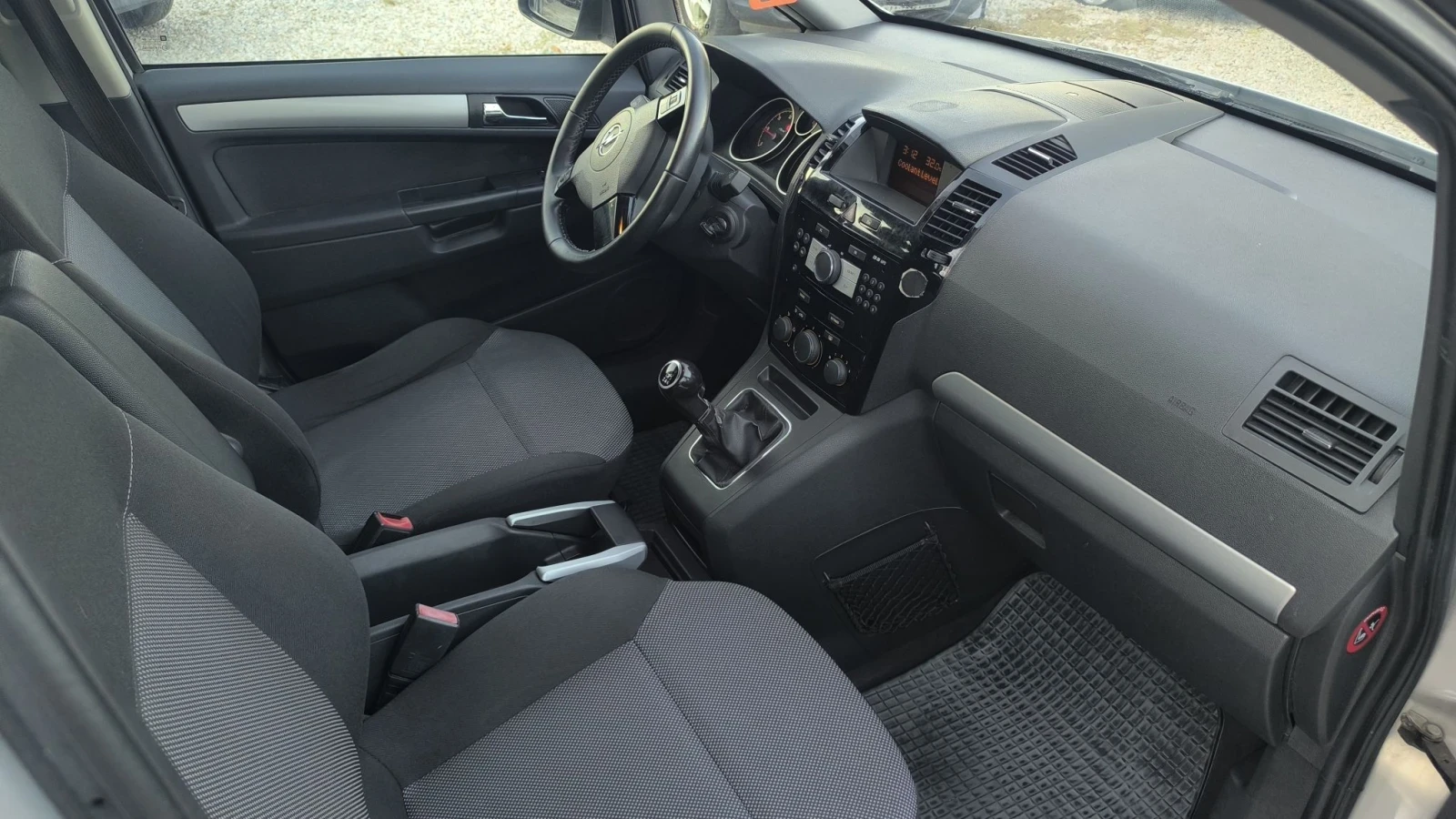 Opel Zafira 1.7d 6sk.7m., снимка 7 - Автомобили и джипове - 55742978