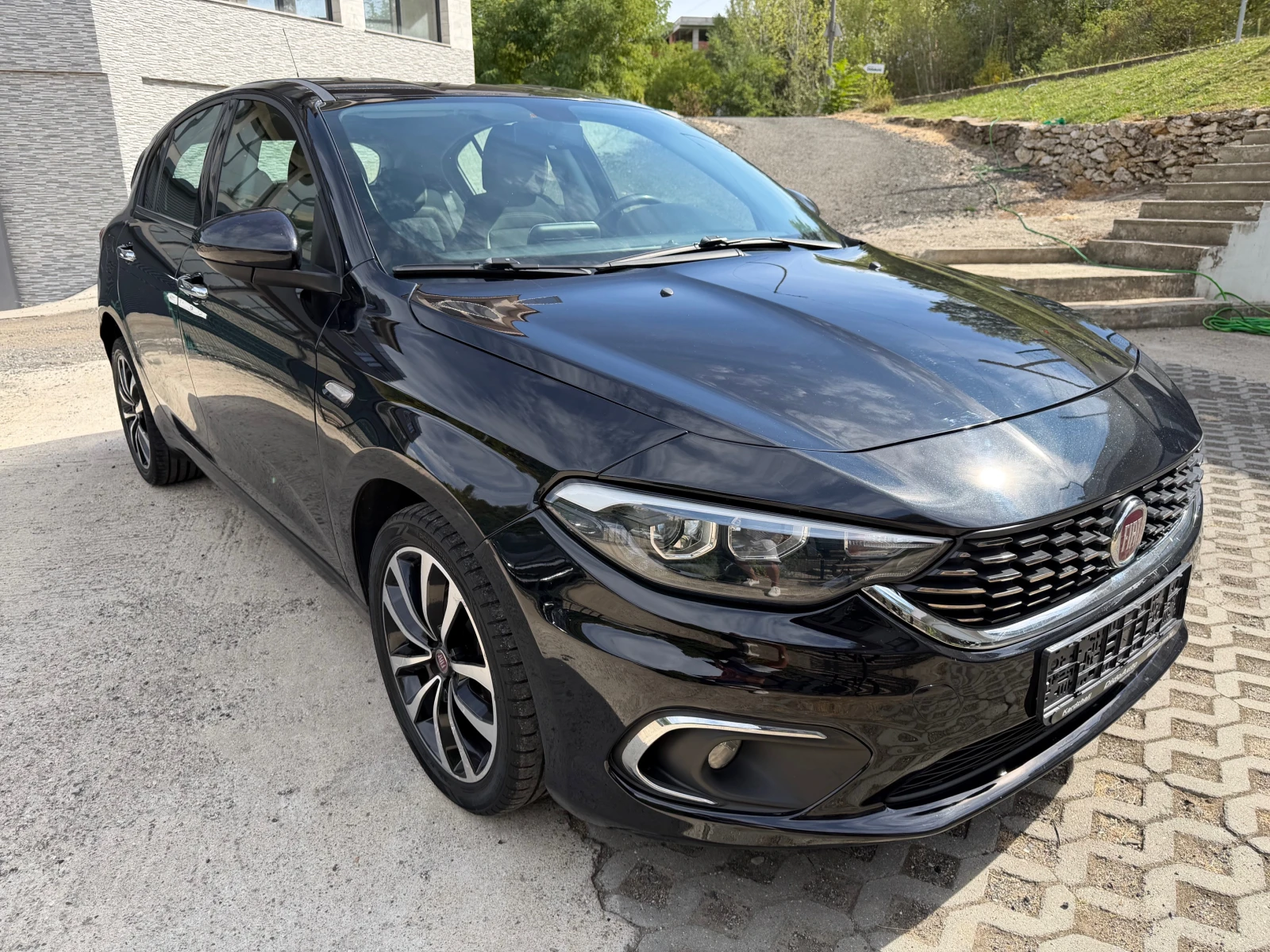 Fiat Tipo 1.6M-Jet Автомат., снимка 2 - Автомобили и джипове - 56328369