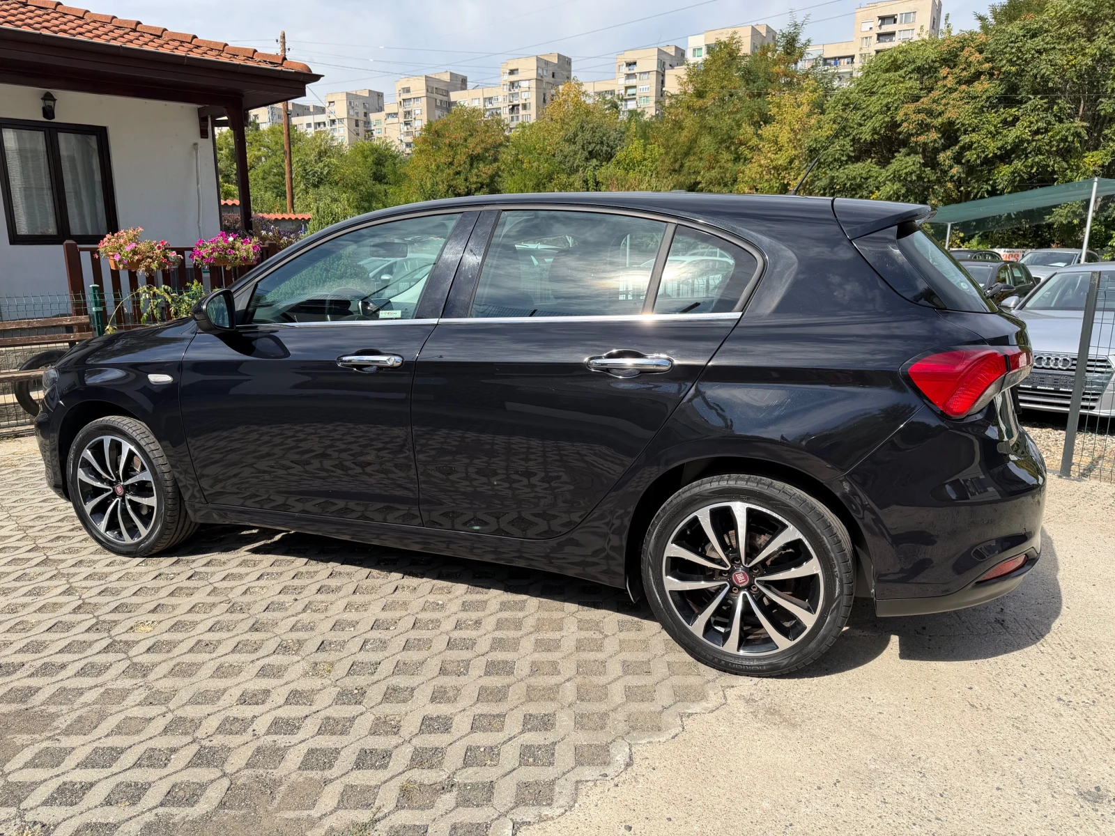 Fiat Tipo 1.6M-Jet Автомат., снимка 7 - Автомобили и джипове - 56328369