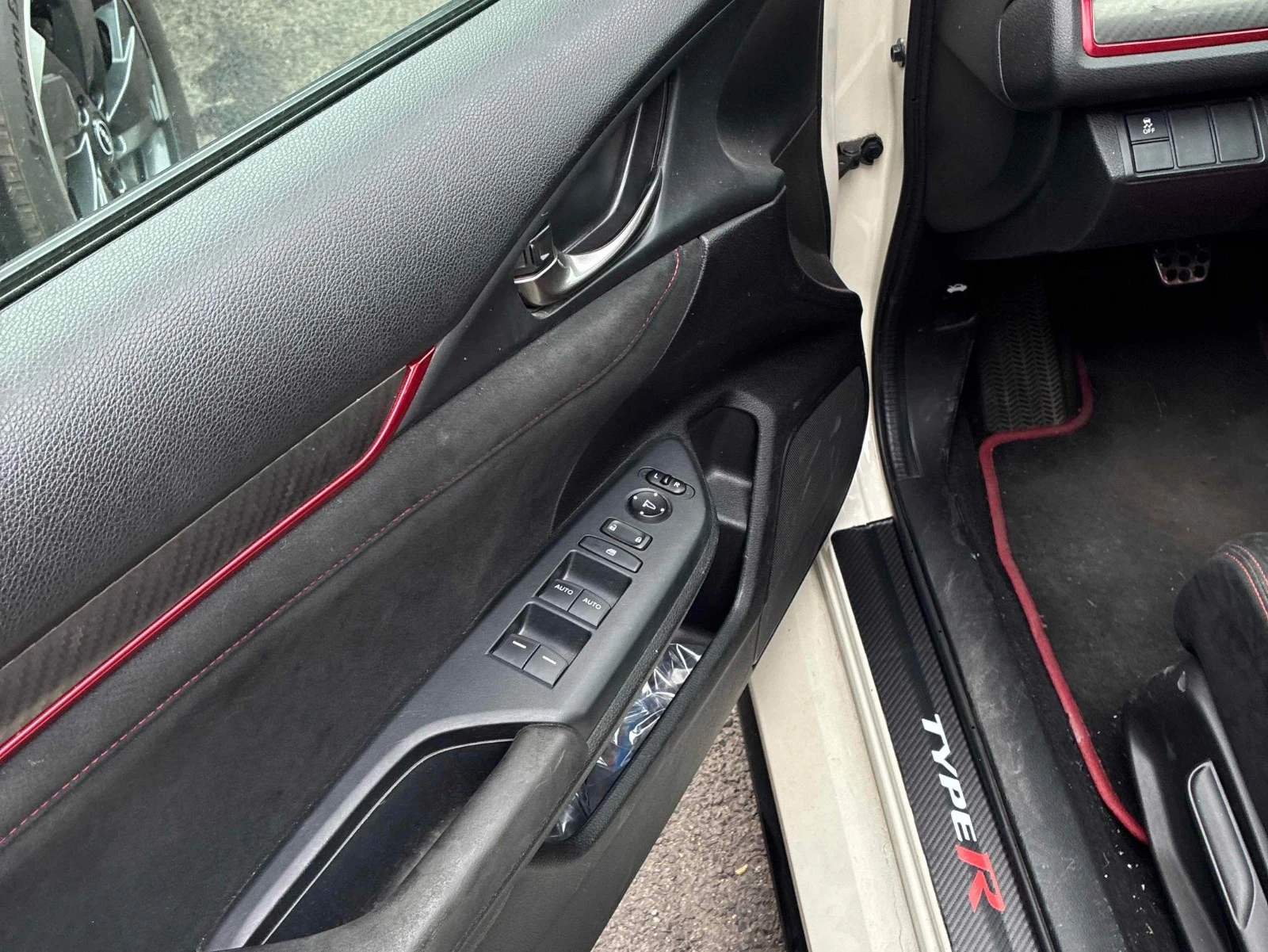 Honda Civic Type R ���������� ���� �� �������� | Mobile.bg � ����������� 10