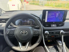 Toyota Rav4 * Limited * АВТОКРЕДИТ * ОБДУХВАНЕ * 360 * ПОДГРЕВ | Auto.bg — изображение 11