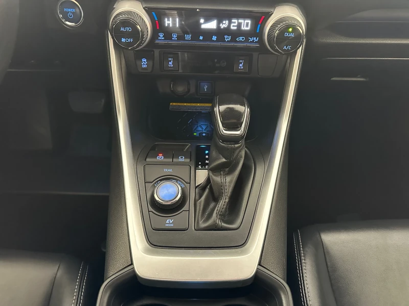 Toyota Rav4 Black Edition* 4x4, снимка 14 - Автомобили и джипове - 52653030