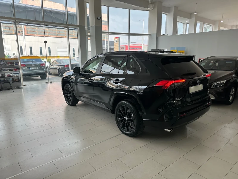 Toyota Rav4 Black Edition* 4x4, снимка 4 - Автомобили и джипове - 52653030