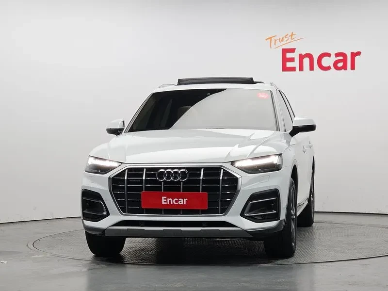 Audi Q5 TFSI QUATTRO, снимка 3 - Автомобили и джипове - 54847348