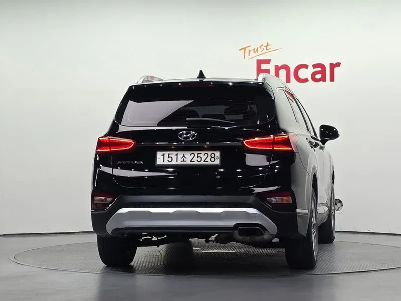 Hyundai Santa fe 2.0 2WD - САМО 30% АВАНС, снимка 4 - Автомобили и джипове - 56307614