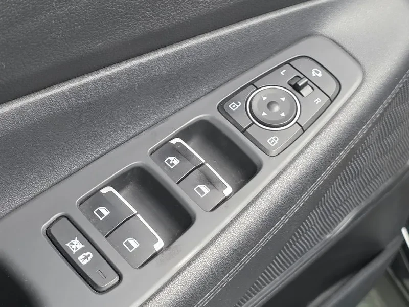 Hyundai Santa fe 2.0 2WD - САМО 30% АВАНС, снимка 13 - Автомобили и джипове - 56307614