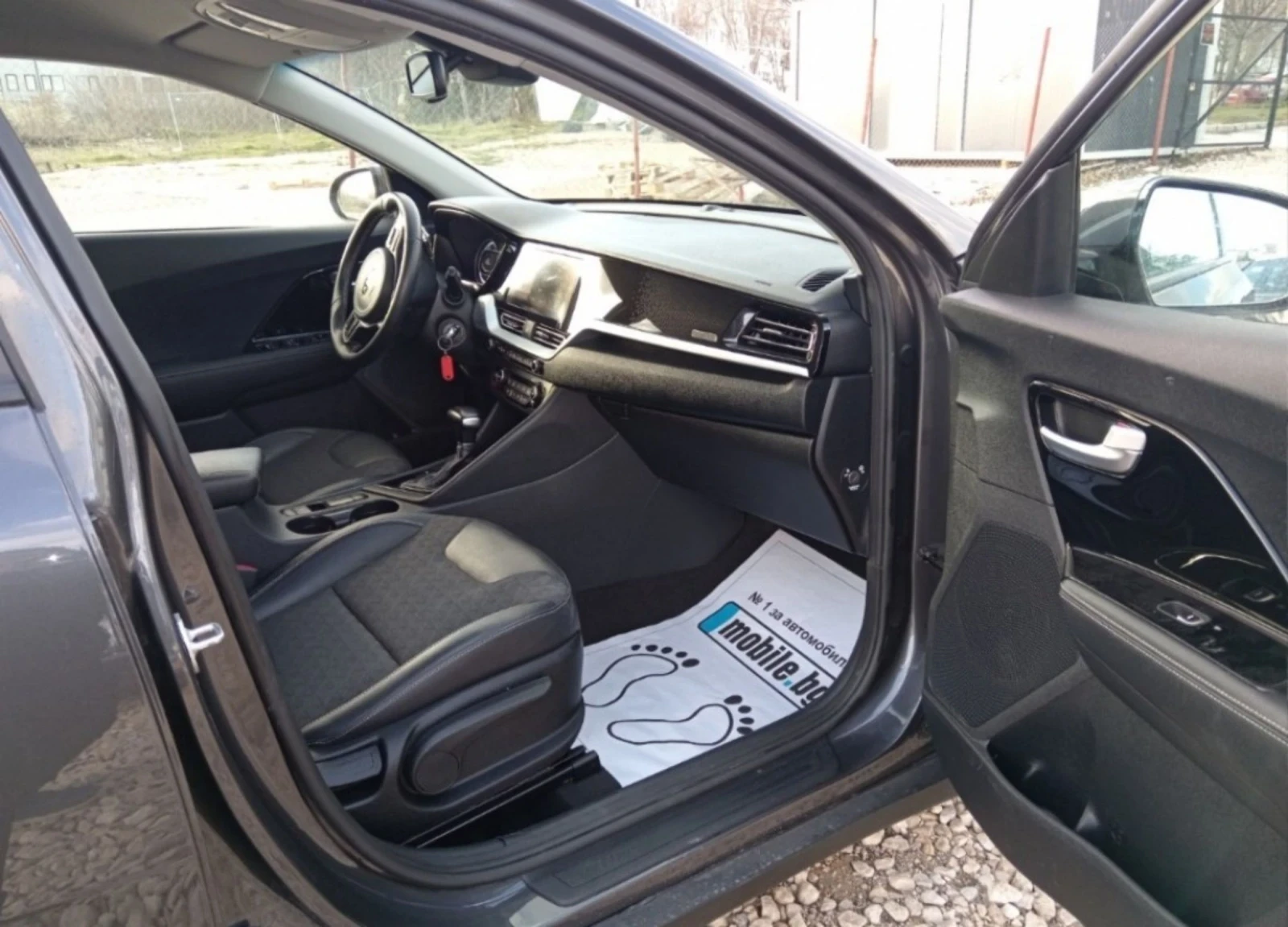 Kia Niro 1.6i - изображение 10