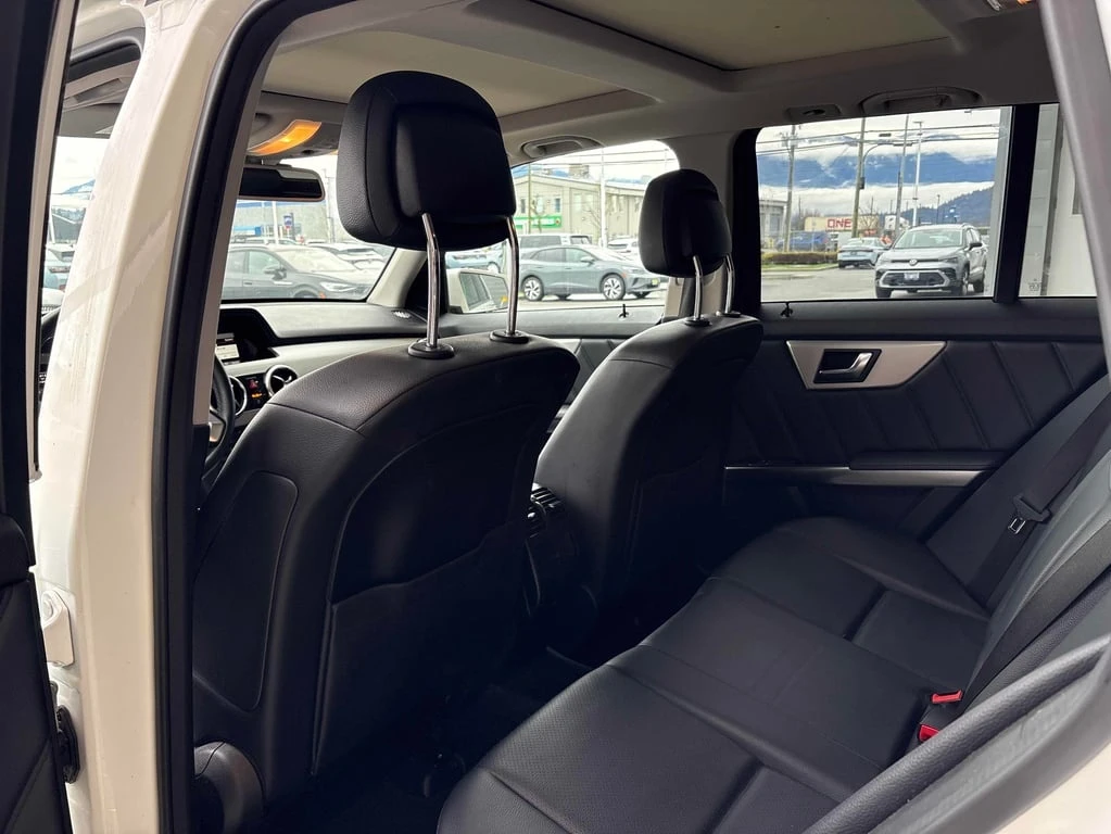 Mercedes-Benz GLK 350 2014 * CARFAX * БЕЗ ПЪРВОНАЧАЛНА ВНОСКА - изображение 10