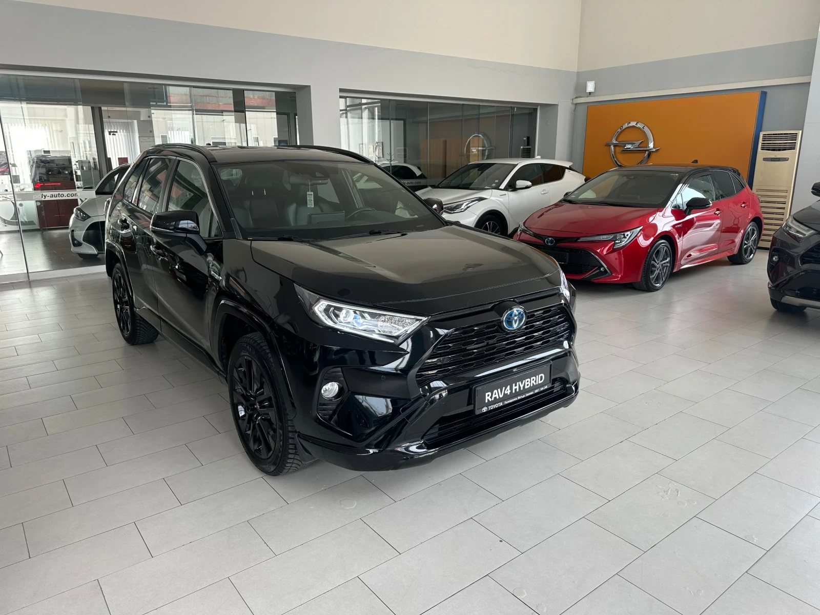 Toyota Rav4 Black Edition* 4x4 - изображение 7