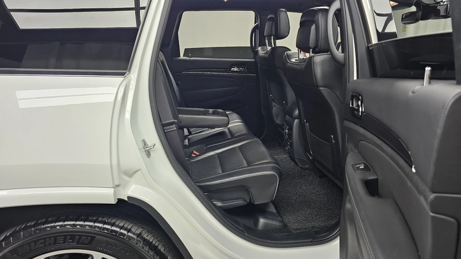 Jeep Grand cherokee 3.6 OVERLAND autogeorge.com | Mobile.bg � ����������� 11