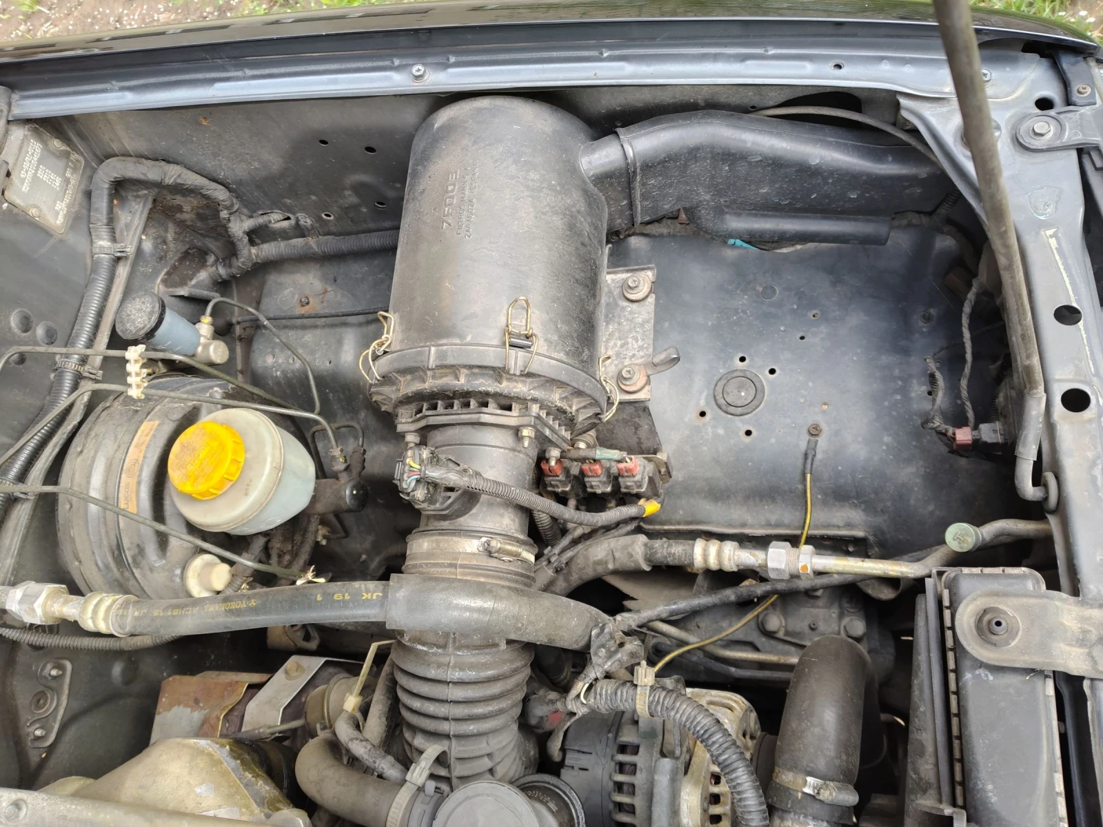 Nissan Terrano 2, 7 TD, снимка 12 - Автомобили и джипове - 54127400