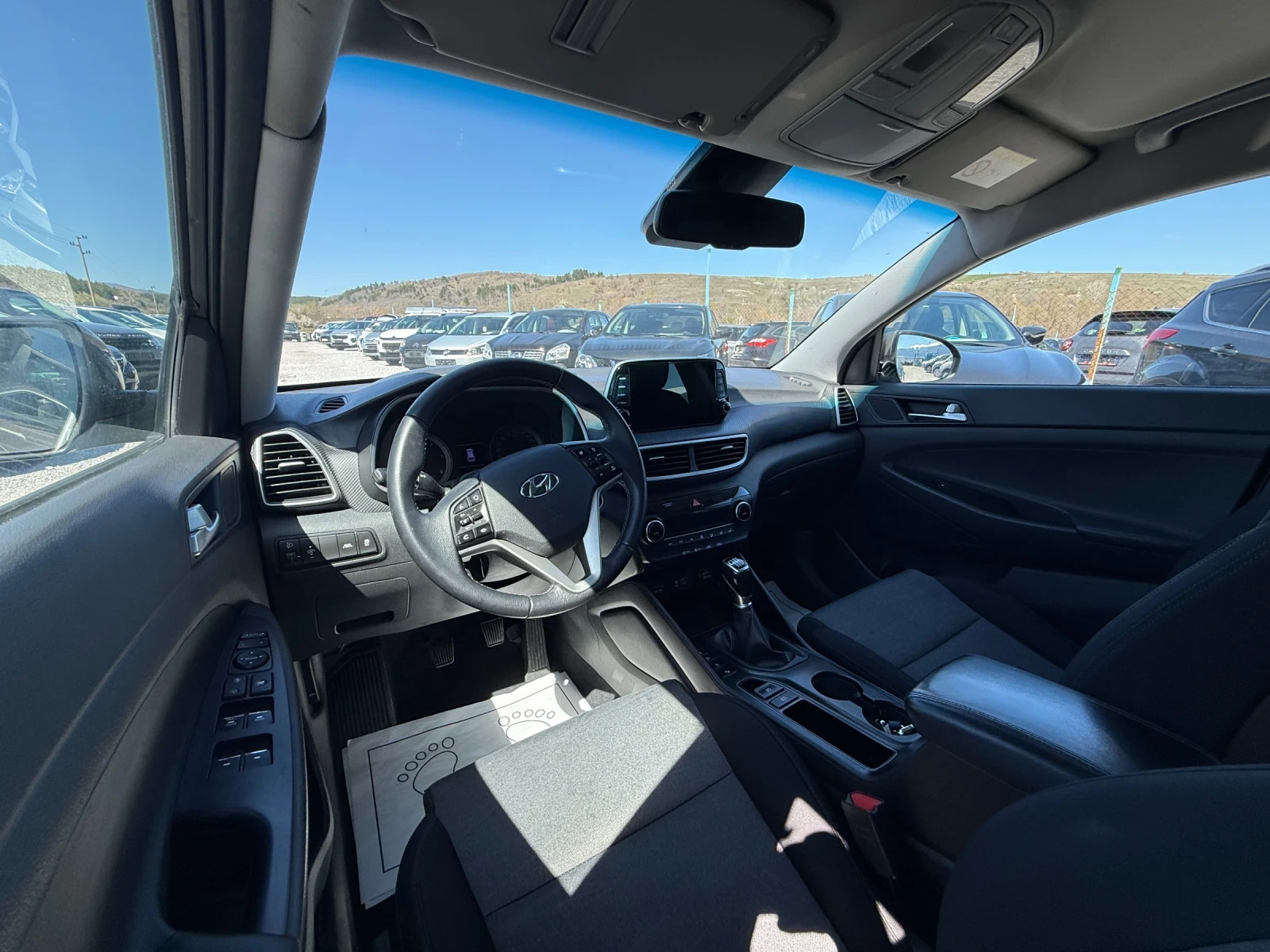 Hyundai Tucson 1.6 D, снимка 11 - Автомобили и джипове - 54139315