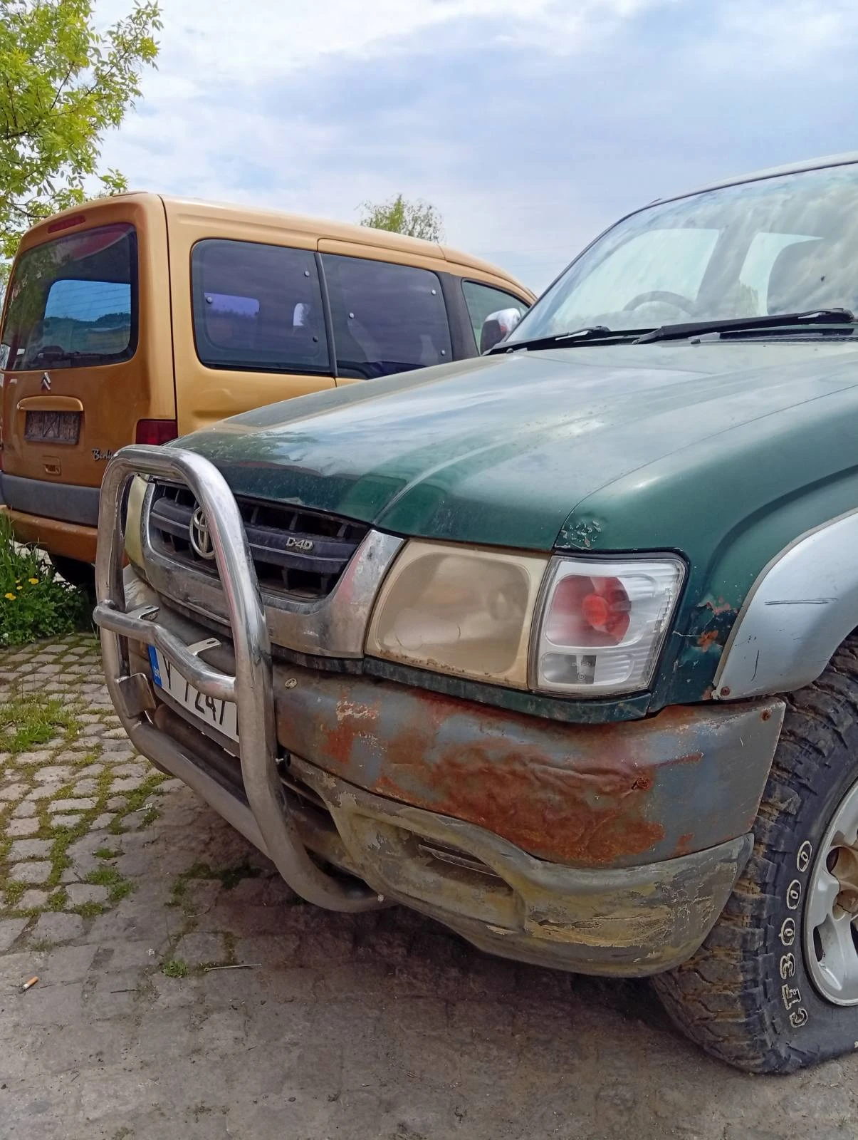 Toyota Hilux, снимка 2 - Автомобили и джипове - 54356610