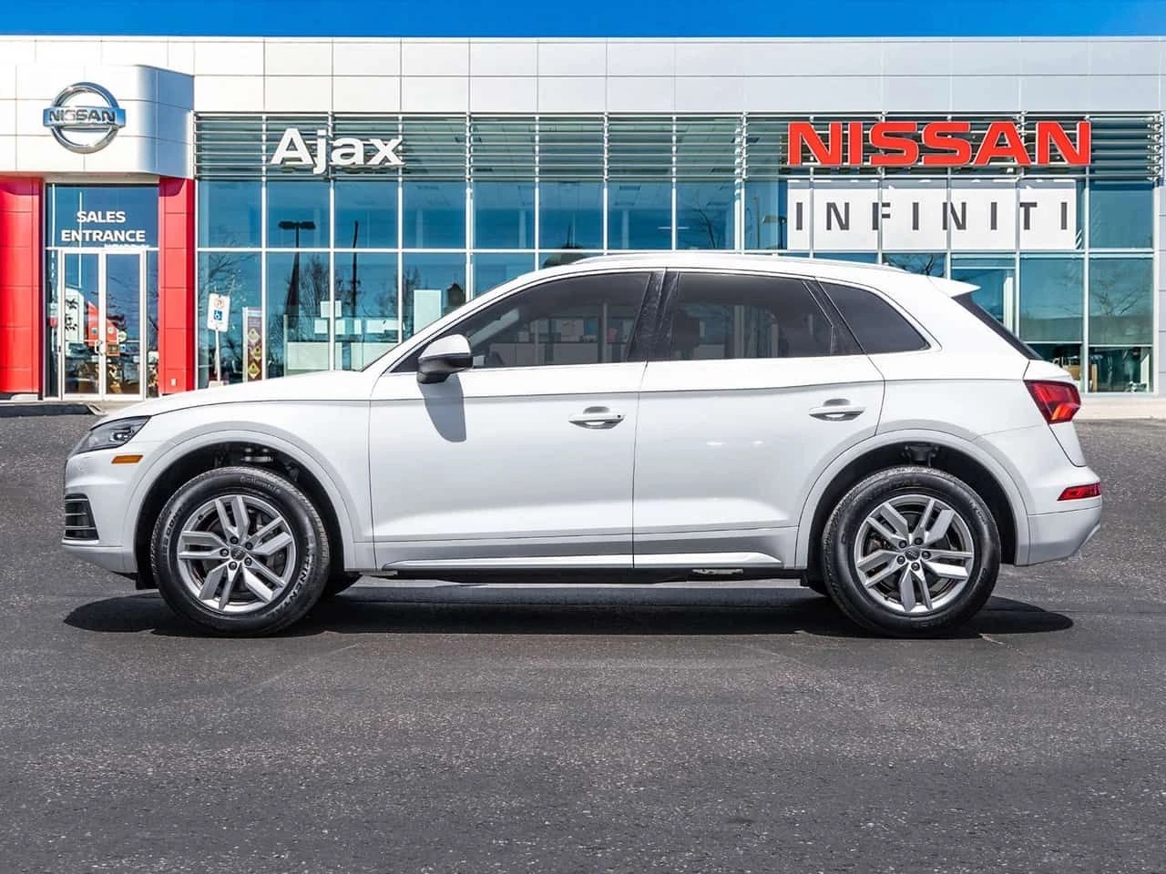 Audi Q5 * Komfort 45 TFSI quattro * CARFAX * ���� �� �� | Mobile.bg � ����������� 2