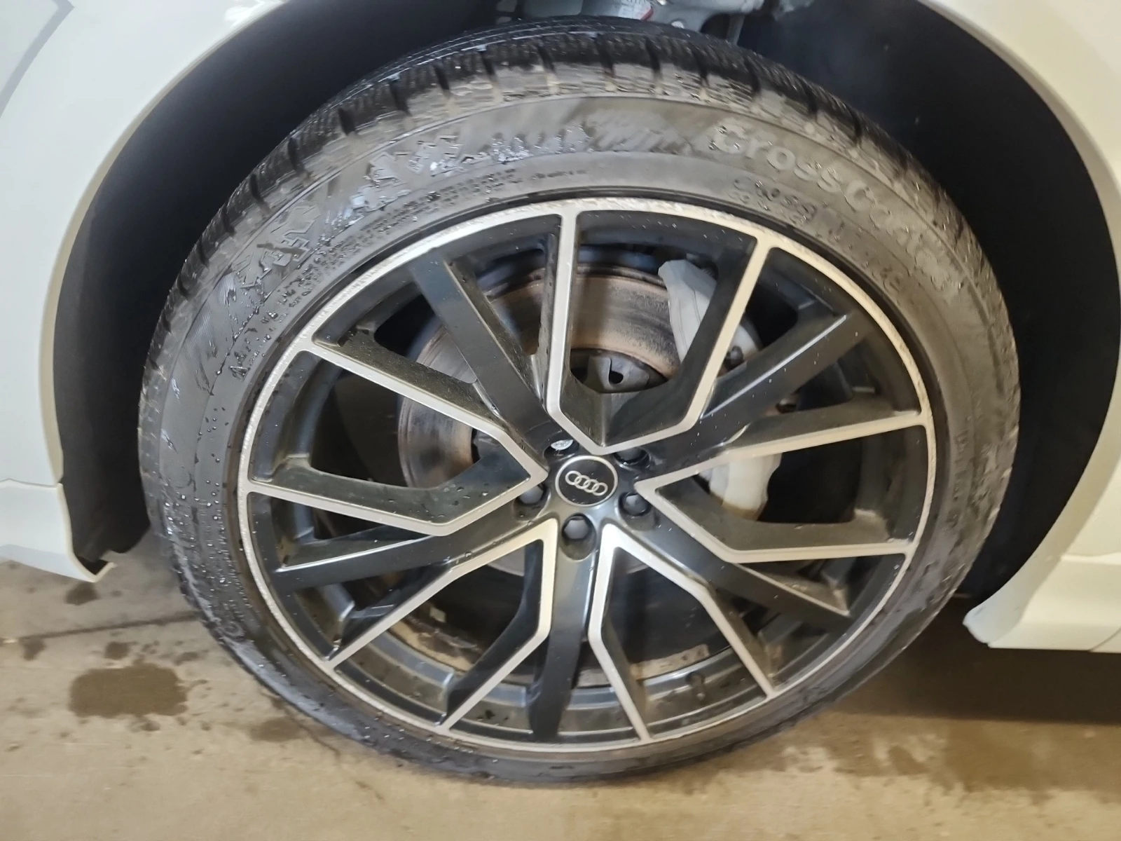 Audi Q8 TECHNIK/Pano/Distronic/360/B&O/Обдухване, снимка 7 - Автомобили и джипове - 54944251
