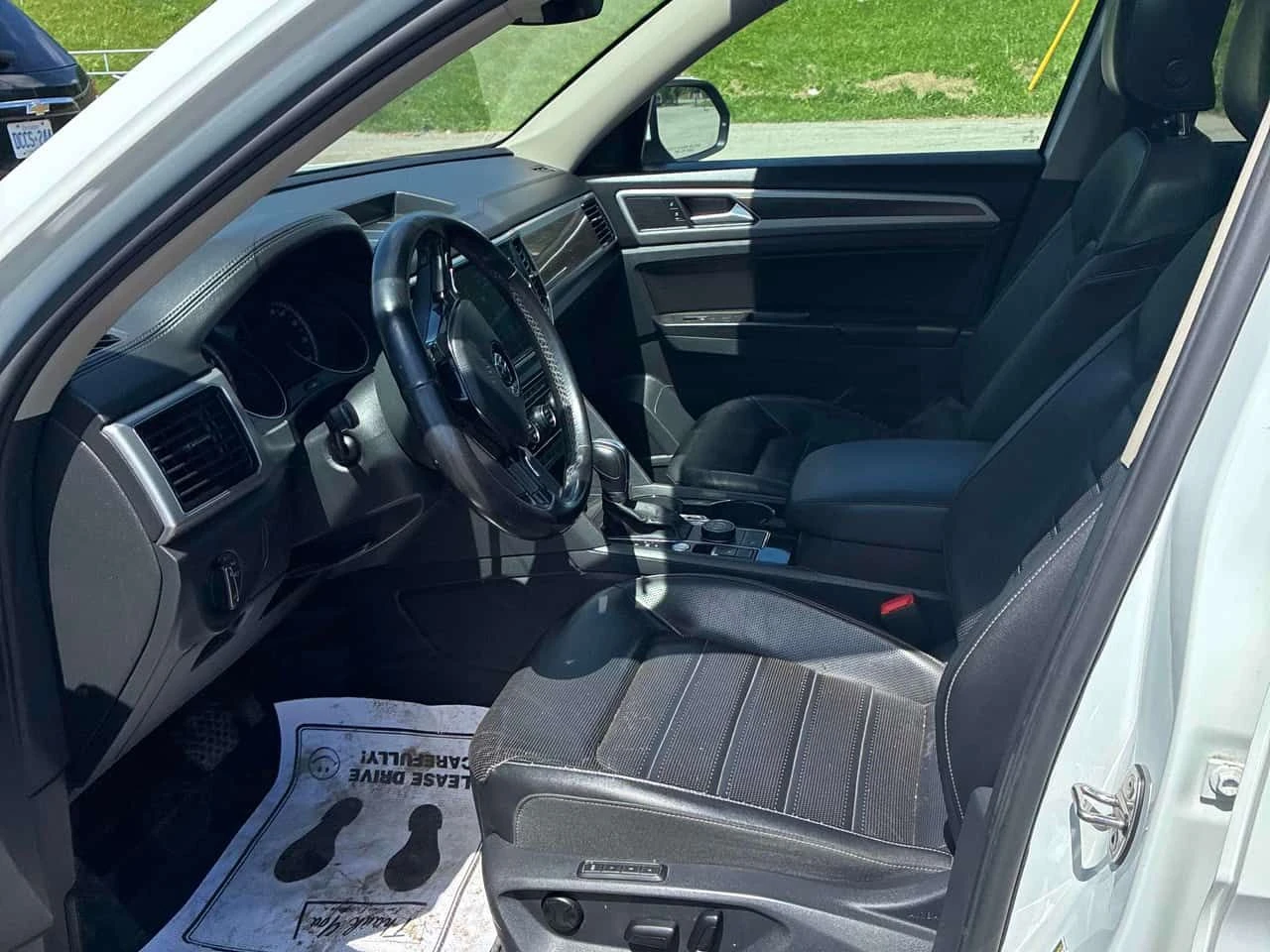VW Atlas * Highline * ПОДГРЕВИ * ПАНО * KEYLESS, снимка 5 - Автомобили и джипове - 54995868