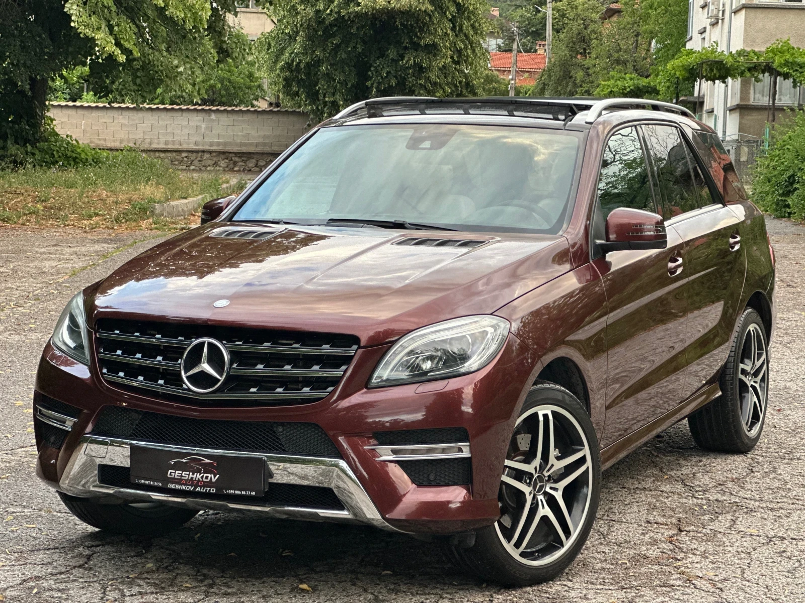 Mercedes-Benz ML 350 AMG/PANORAMA/FULL SERVICE 