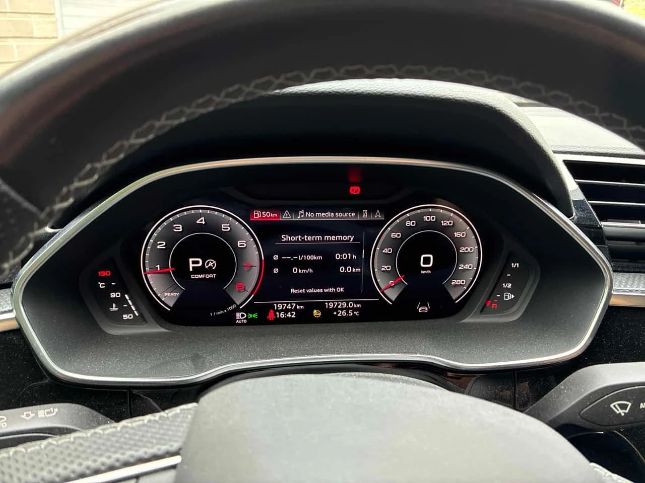 Audi Q3 Technik | ОТ ПРЕДСТАВИТЕЛСТВО НА AUDI, снимка 8 - Автомобили и джипове - 55344081