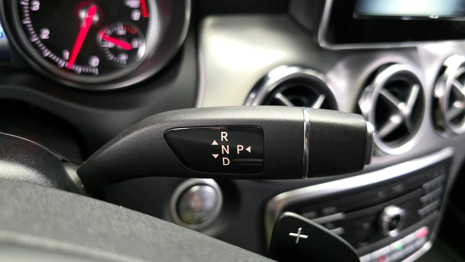 Mercedes-Benz GLA 220 ЕЛ. БАГАЖНИК* BLIND SPOT* КРАЙНА ЦЕНА, снимка 9 - Автомобили и джипове - 55367111