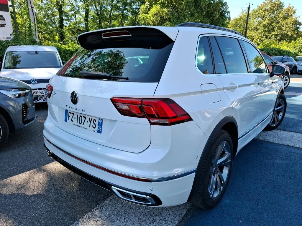 VW Tiguan R-Line 1.5 TSI, снимка 3 - Автомобили и джипове - 55540717