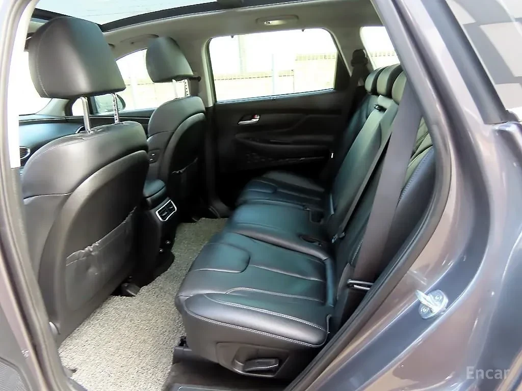 Hyundai Santa fe Prestige* 57к км* Подгрев* Пано* Head UP* Камера, снимка 6 - Автомобили и джипове - 55694378