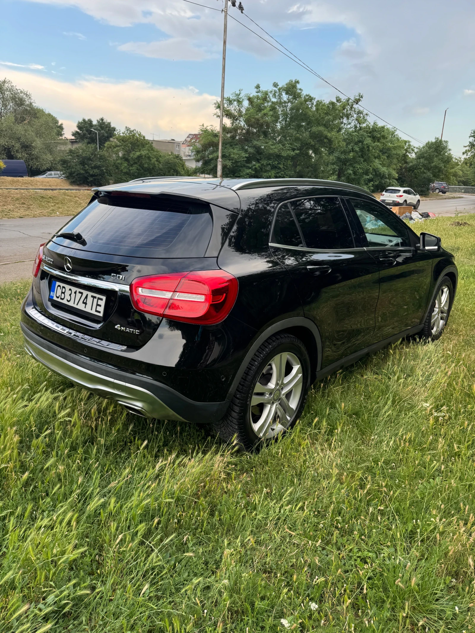 Mercedes-Benz GLA 200, снимка 3 - Автомобили и джипове - 55999499