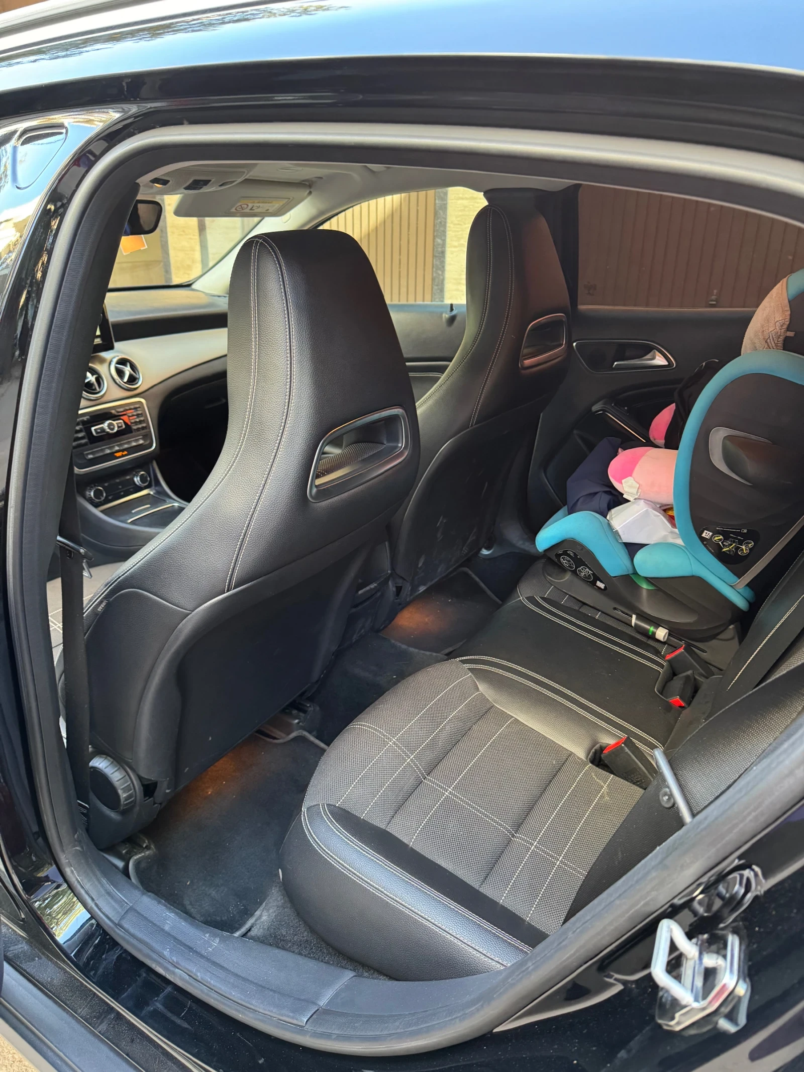Mercedes-Benz GLA 200, снимка 11 - Автомобили и джипове - 55999499