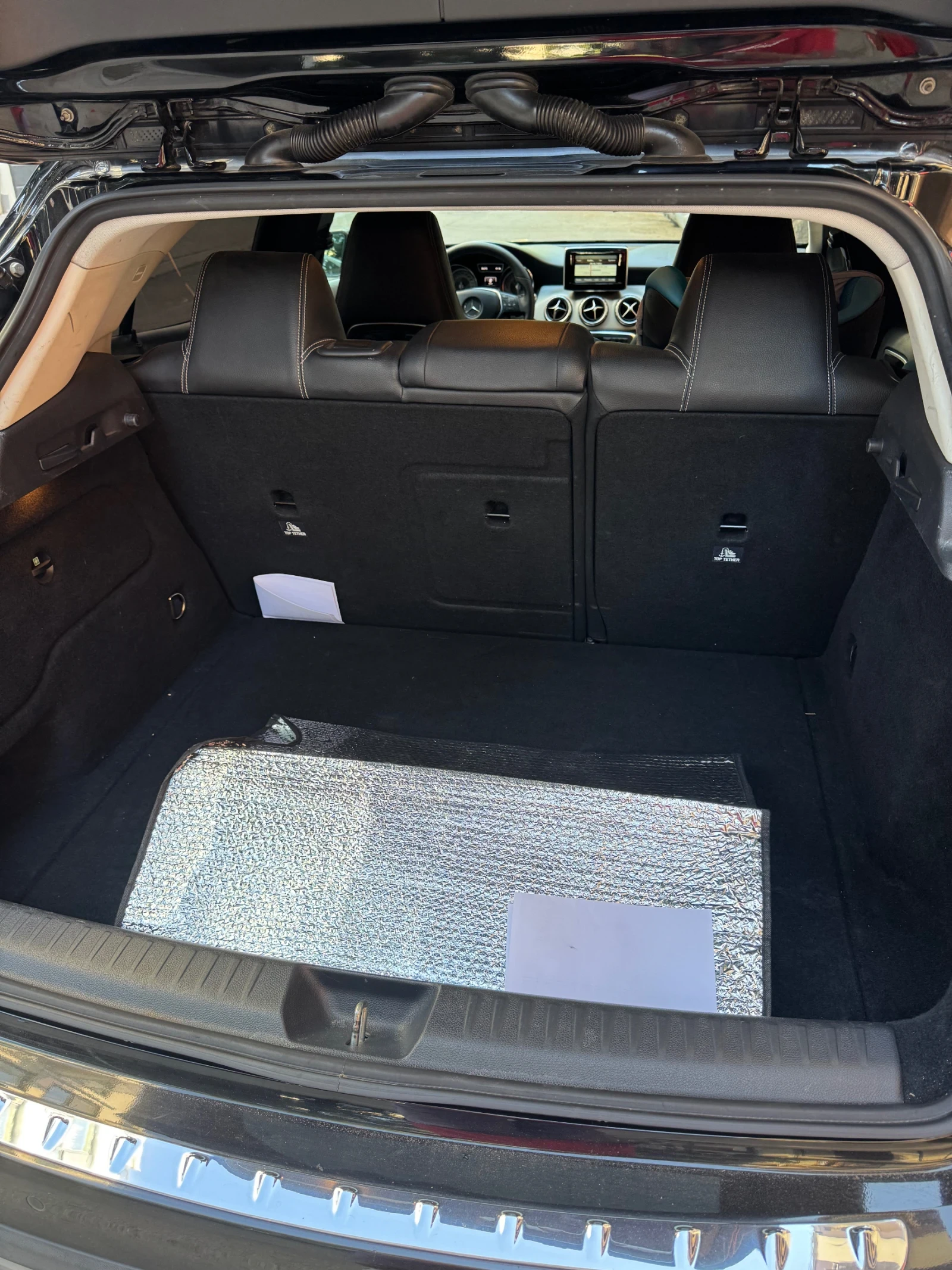 Mercedes-Benz GLA 200, снимка 6 - Автомобили и джипове - 55999499