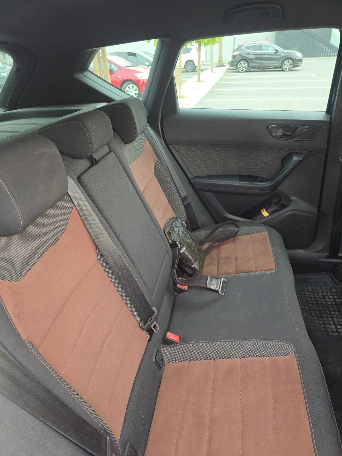 Seat Ateca, снимка 12 - Автомобили и джипове - 56509761