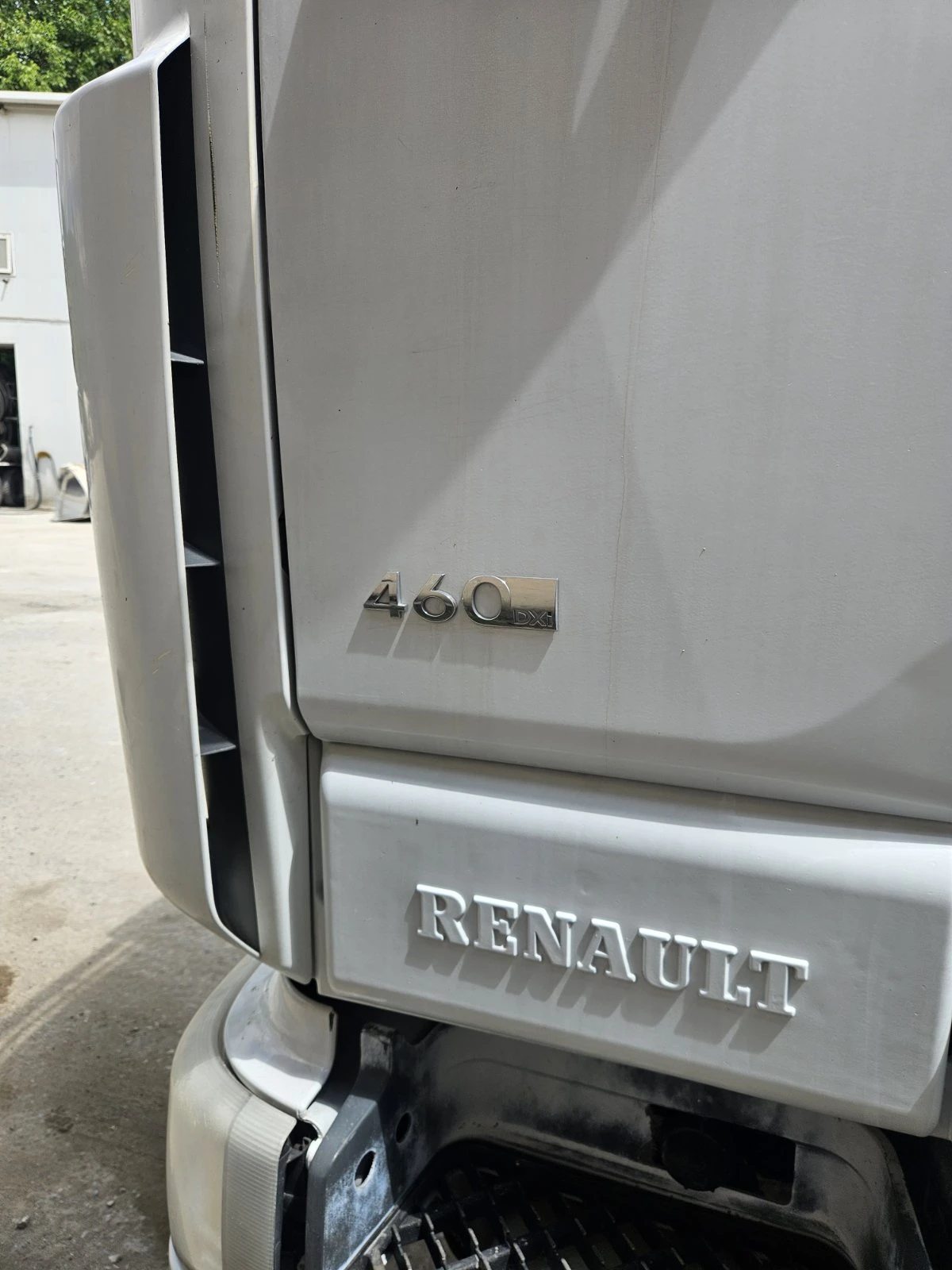 Renault Premium 460dxi с ремарке Benalu - изображение 2