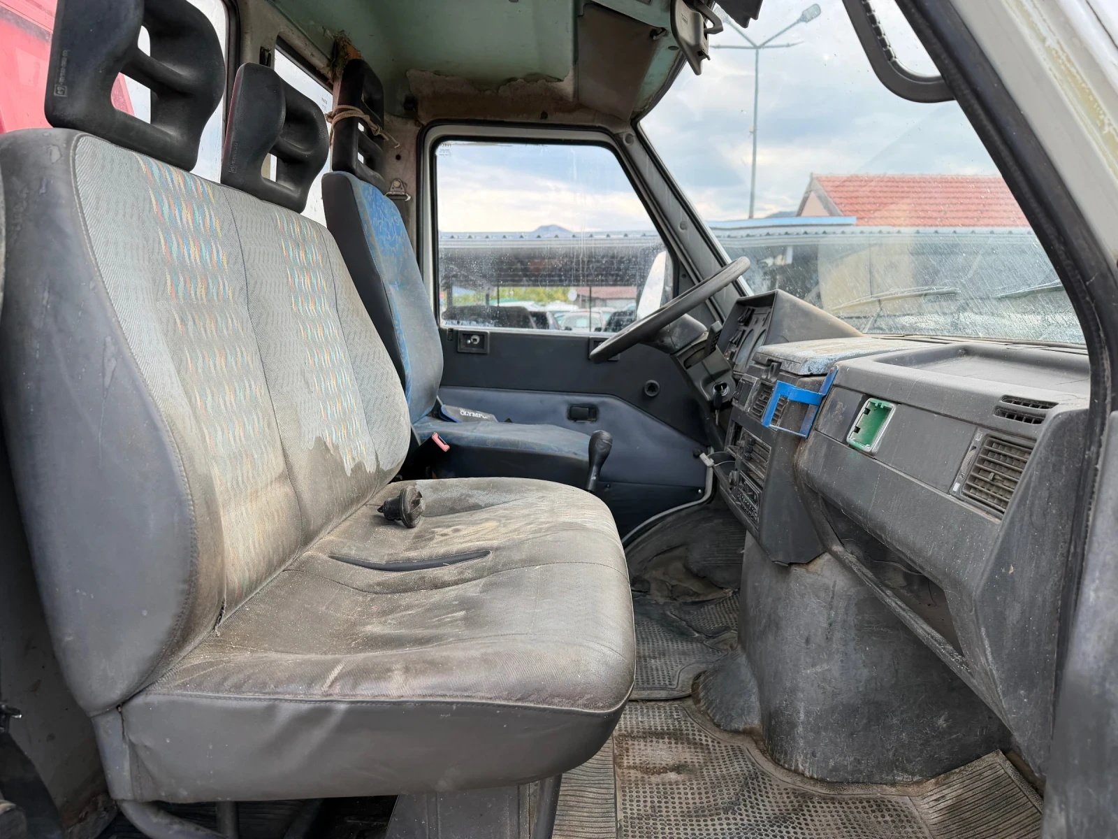 Iveco Daily 2.5 TURBO 100к.с. ИТАЛИЯ, снимка 8 - Камиони - 55796061